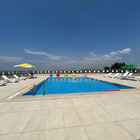 Double Royal Hotel Коджаэли Экстерьер фото