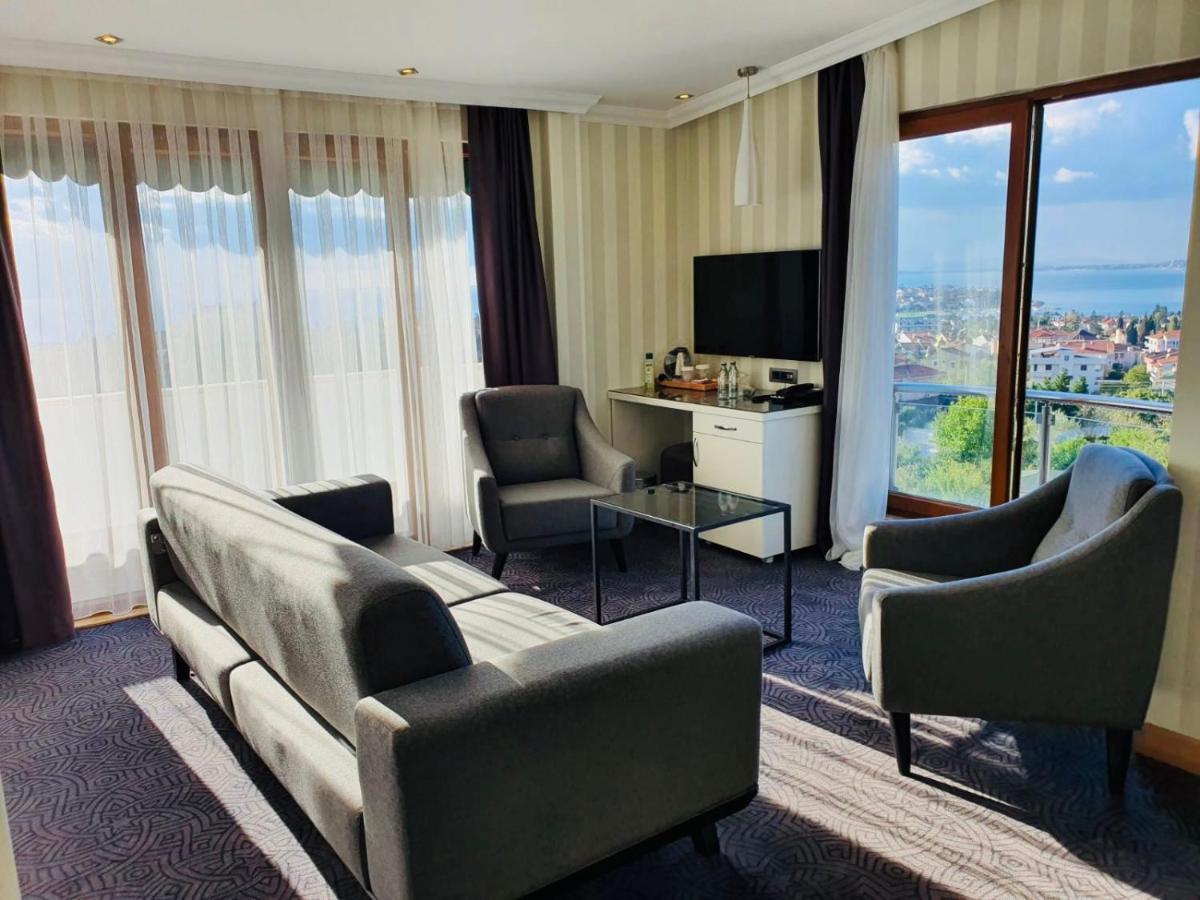 Double Royal Hotel Коджаэли Экстерьер фото