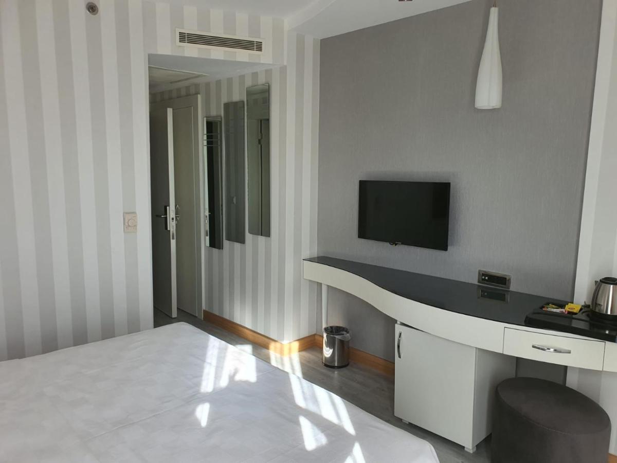 Double Royal Hotel Коджаэли Экстерьер фото