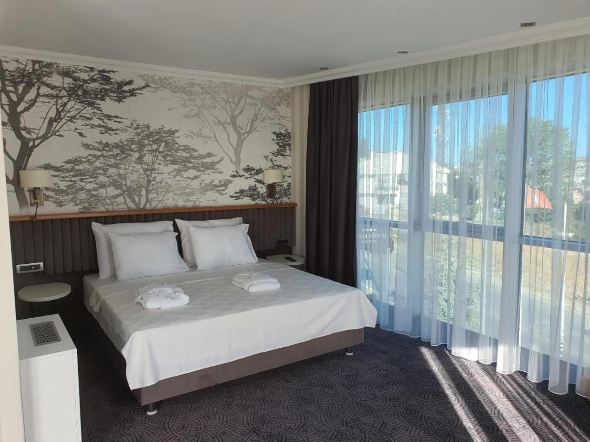 Double Royal Hotel Коджаэли Экстерьер фото
