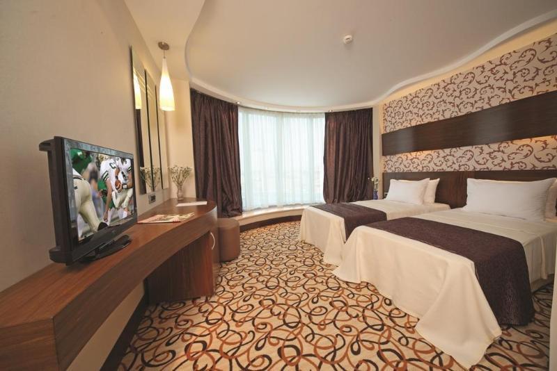 Double Royal Hotel Коджаэли Экстерьер фото