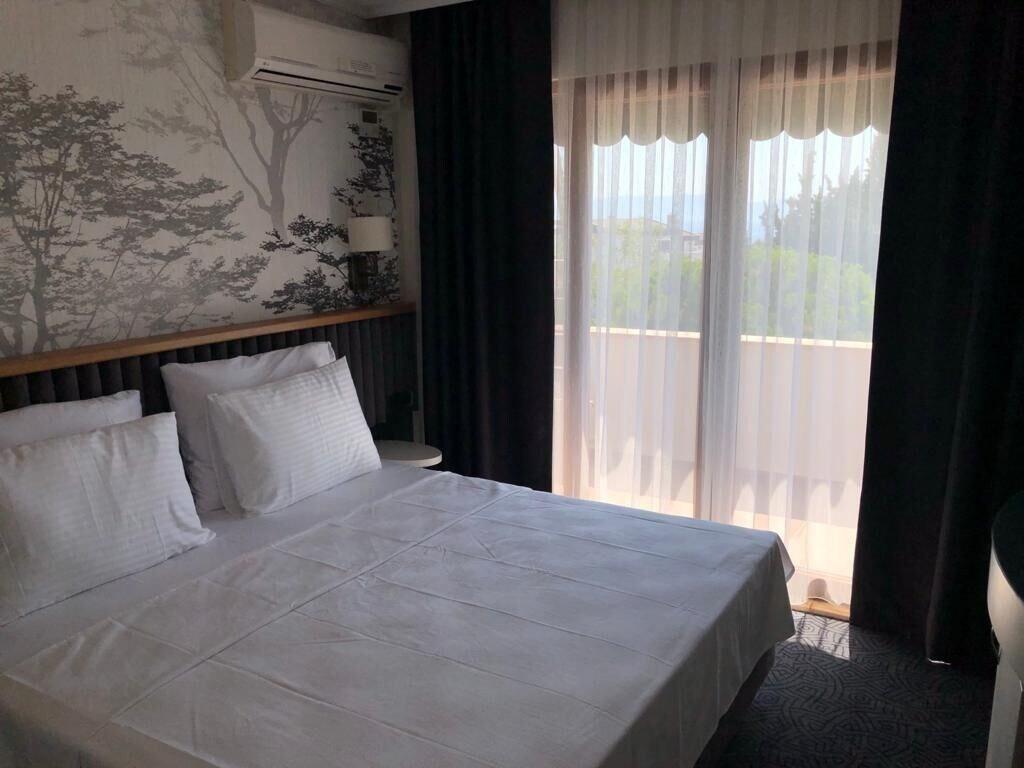 Double Royal Hotel Коджаэли Экстерьер фото