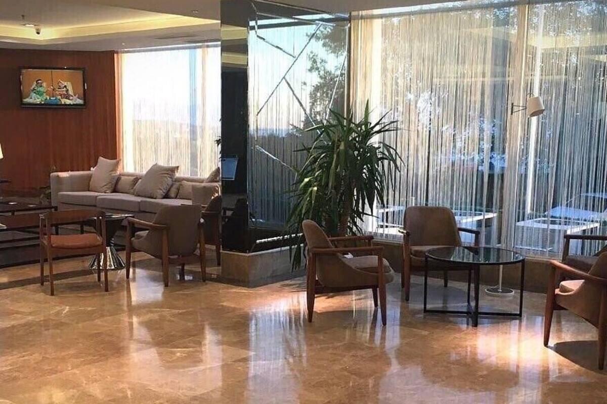 Double Royal Hotel Коджаэли Экстерьер фото
