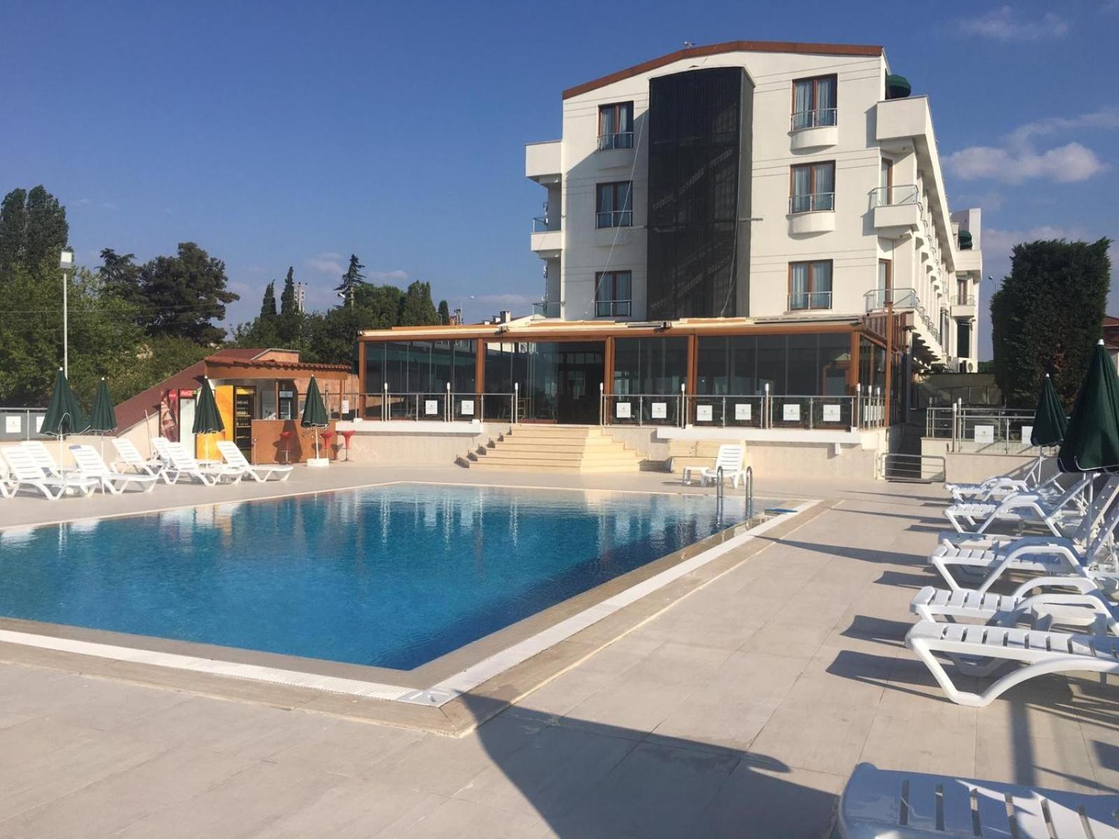 Double Royal Hotel Коджаэли Экстерьер фото