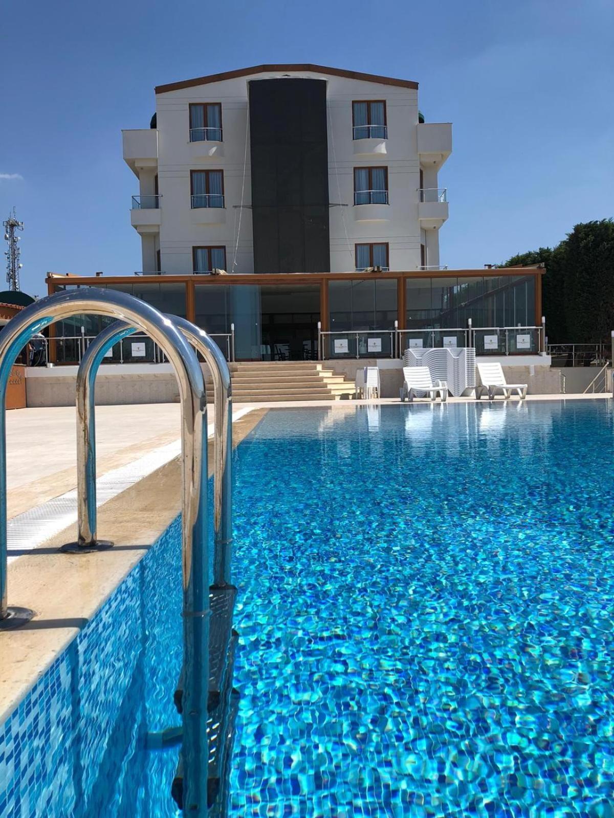 Double Royal Hotel Коджаэли Экстерьер фото